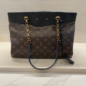 Louis Vuitton Pallas Shopper tote